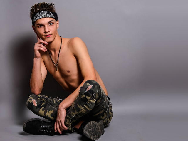 FrankieDale - Sexe cam en vivo - 5993326