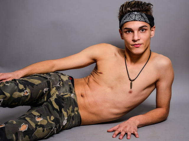 FrankieDale - Sexe cam en vivo - 5993351