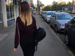 EllsaMegan - Cam sexe avec cette Magnifique jeune jeune camgirl très sexy occidentale  