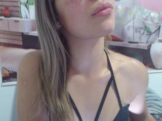 MiaHottyX - Live sexe cam - 6019101