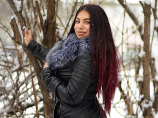 RebeckaSamy - Show exciting with this shaved pubis 18+ teen woman 