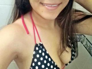 CrystalHoney - Chat x with this latin College hotties 