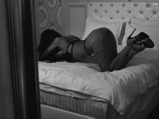 CrystalSel - Cam x with a Hot chicks with large chested 