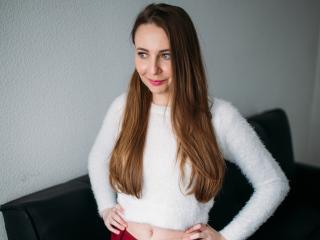OllyStrawberry - Video chat porn with a being from Europe Young lady 
