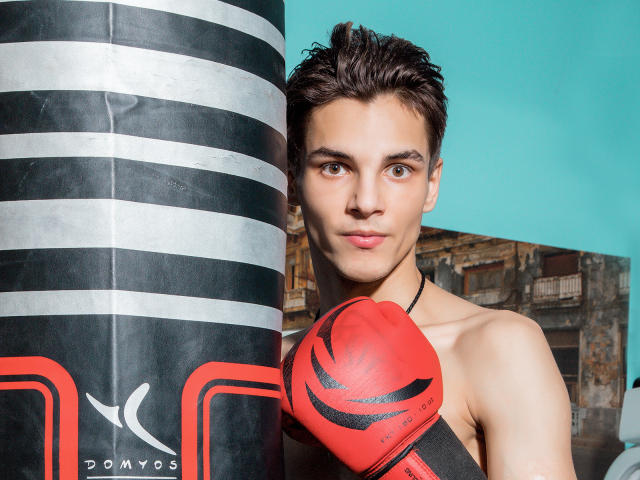 FrankieDale - Live porn &amp; sex cam - 6115916