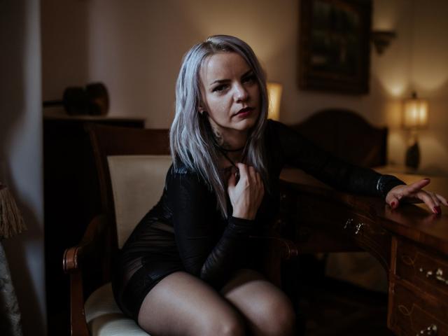 VanessaOdette - Live sex cam - 6122256