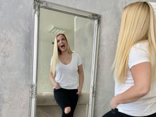AdorableLena - online show sex with this golden hair Sexy babes 