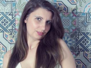 Sylena - Live chat xXx with a White Lady 