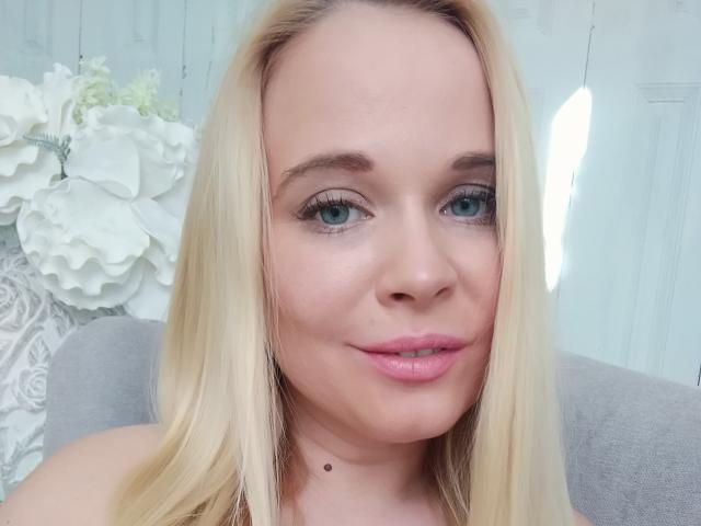 AdorableLena - Webcam exciting with a platinum hair Sexy babes 