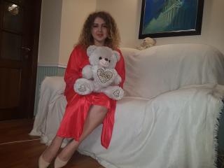 VenusVon - Chat cam exciting with this being from Europe Girl 