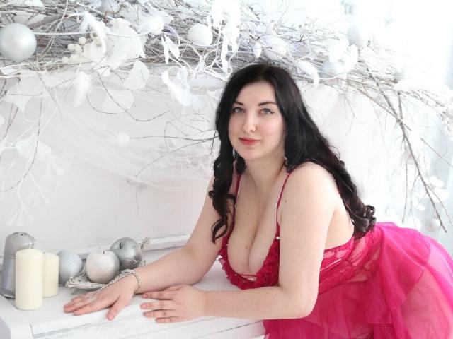 DemiScarlett - Chat xXx with a portly Hot babe 