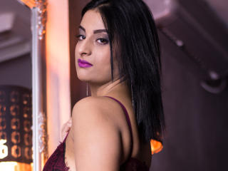 MissRiyanna - Show hard with this Young lady 