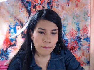 AmberSuckTSX - Live cam sex avec cette Trans typée asiatique sur le site Xlove 
