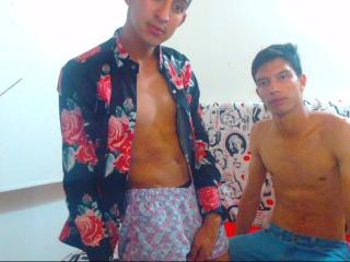 HotSexDuo - Live sexy avec ce Couple Homo sur le site Xlove-Gay 