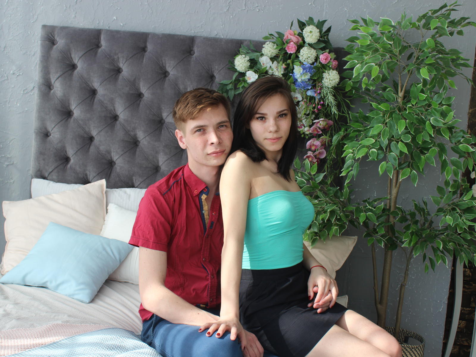 LillaStich - online chat hard with this European Couple 