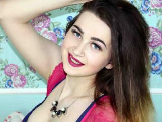 CuteMiley - Live chat sex with a chocolate like hair Hot babe 