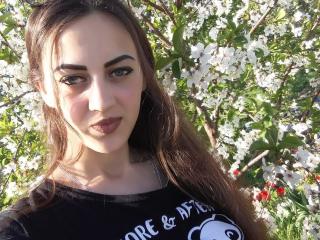 EselLove - Live exciting with this 18+ teen woman with average hooters 