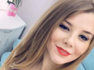 SophiaKeen - online show hard with this blond Hot chicks 