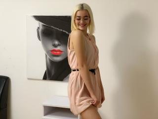 AudreyDukes - Web cam hot with a athletic build Hot babe 
