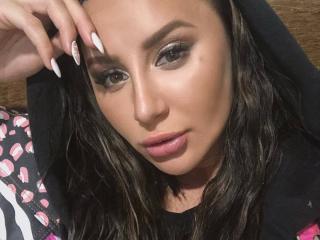 Jessicaisgorgeous - Video chat x with this European Mistress 