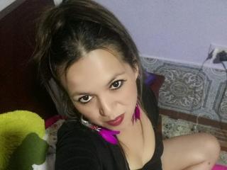 Latinarica - Web cam x with a athletic build Hot lady 