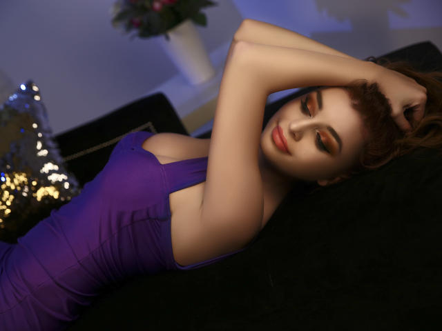 AttractiveReese - Live sexe cam - 6221586