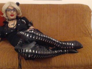 CharmingChloeTs - chat online x with this underweight body Transsexual 