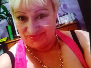 SamanthaCheis - Live hot with this well rounded Lady over 35 