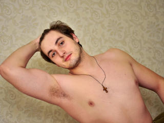 KevinBuster - Live chat en direct avec ce Gay  