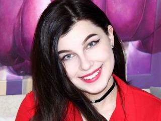 MoonLightL - Show live nude with a College hotties with standard titties 
