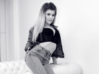 AshleyLouise - Live porn &amp; sex cam - 6266301