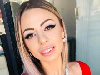 SensualHaylee - Webcam live hard with this fit physique Young and sexy lady 