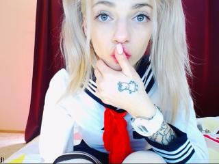 MelissaAllen - Web cam excitant avec une Fabuleuse camgirl bien roulée mince sur le service XLove.com 