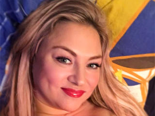 Blonde Hair Green Eye Beauty BeauxSeinsX