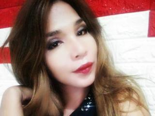 TsAngelPinkButterfly - Webcam live sexy with this trimmed private part Transgender 