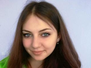 MaiaJoy - Chat cam x with a auburn hair Young and sexy lady 