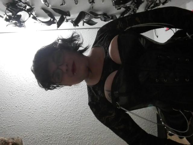 LatinoHardGirls - Show live sex avec une Lesbienne  