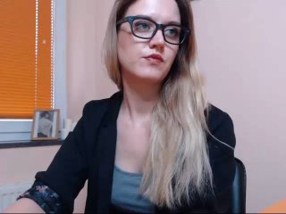 LenaShy - Webcam live sexy with this Young and sexy lady 