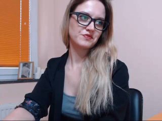 LenaShy - Chat sex with a Sexy girl 