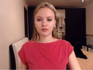 LensaKiss - Live cam nude with a 18+ teen woman with standard titties 