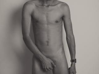 SamLevine - Webcam nude with a shaved sexual organ Homosexuals 