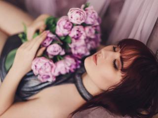 PatriciaPay - Live nude with a chocolate like hair Sexy girl 