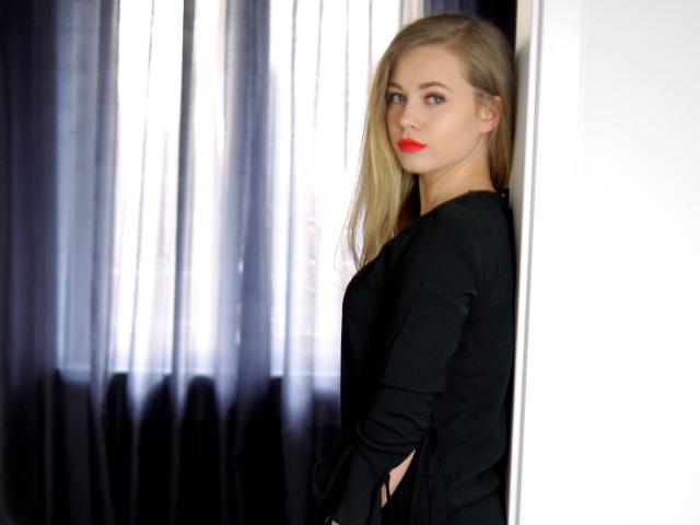 HollyCandyX - Sexe cam en vivo - 6322220