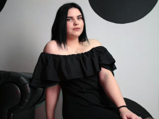 AmelyJune - Chat cam nude with this shaved pussy College hotties 