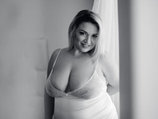 NaomiSensuel - Live porn & sex cam - 6327545
