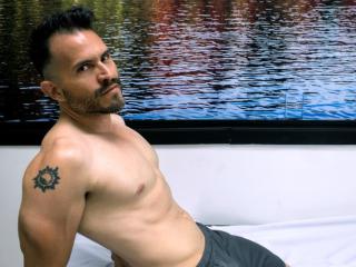 AustinDick - Live Sex Cam - 6328560