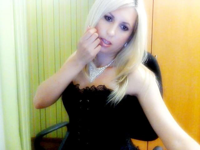 AnnaStill - Live sex cam - 6332475
