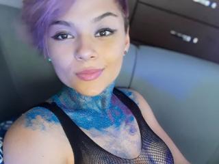 SaraMorales - Live chat nude with this Sexy girl with average hooters 