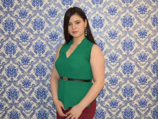 PurpleSunn - Chat xXx with a being from Europe Girl 
