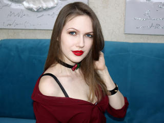 AnaBeLove - Webcam sexy with this European Hot chicks 